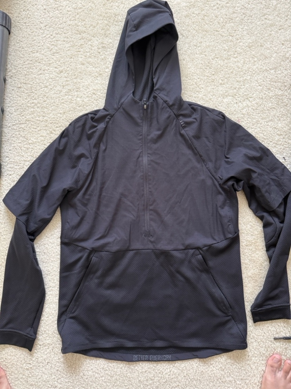 LULULEMON MENS HALF ZIP PULLOVER HOODY - MENS SMALL